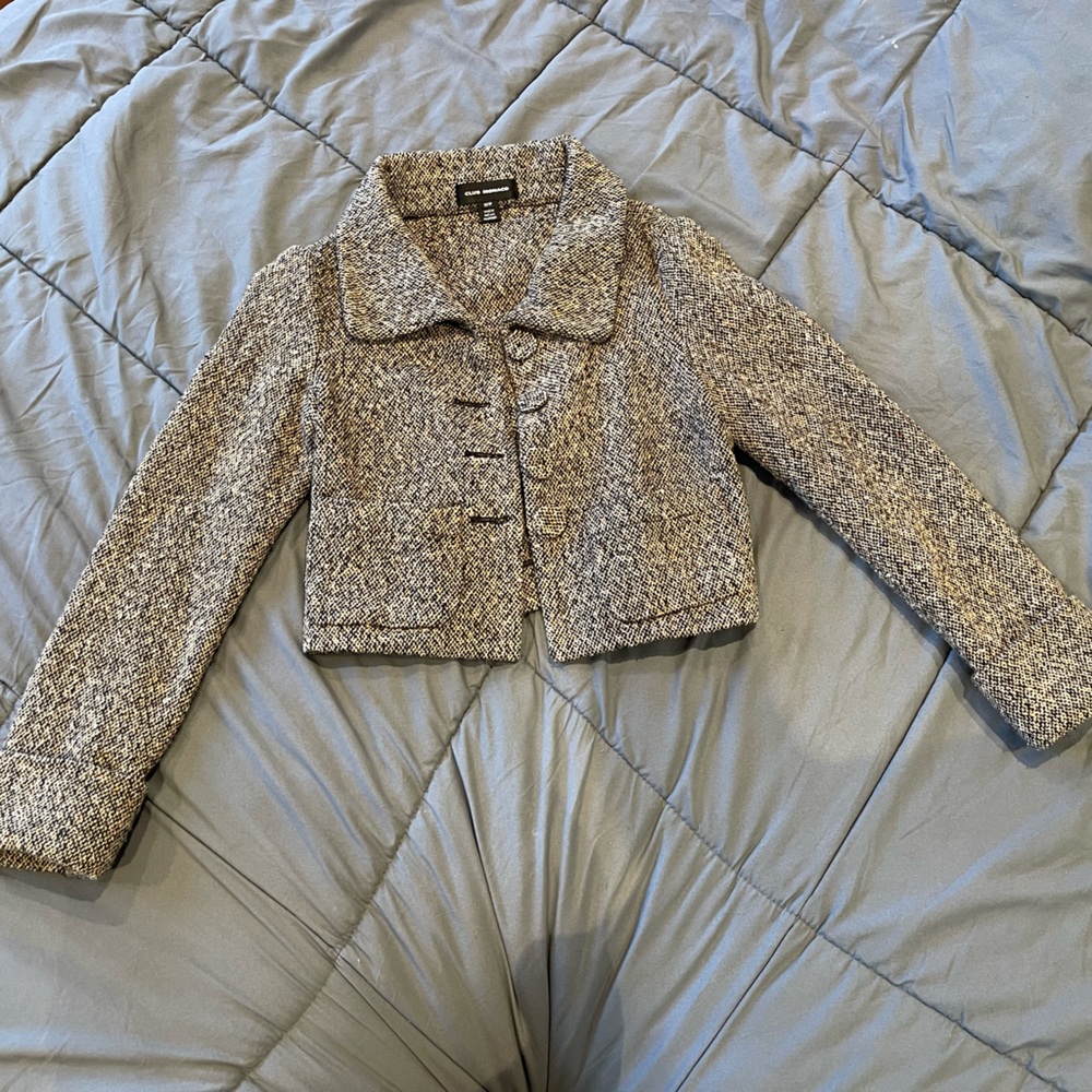 Club Monaco Cropped Blazer, like new condition, Size: XS - Picture 5 of 9